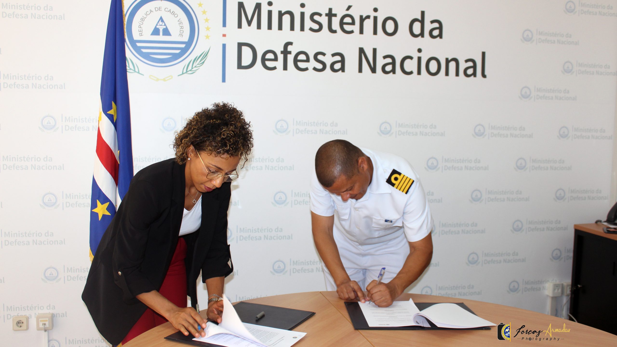 Forças Armadas e o Ministério da Saúde assinam protocolo de cooperação no âmbito de evacuações internas