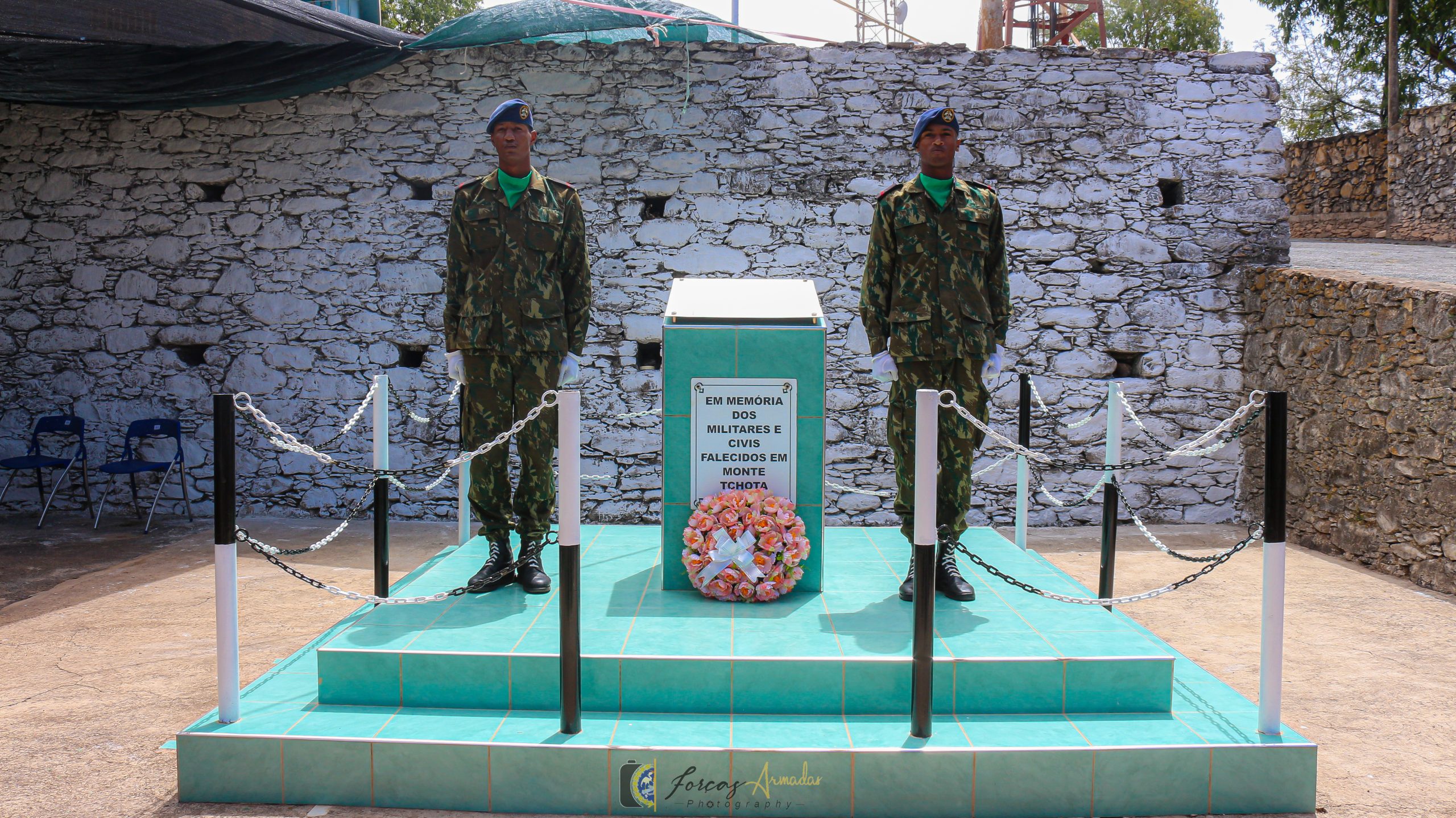Homenagem aos militares e civis vítimas do acidente de Monte Tchota